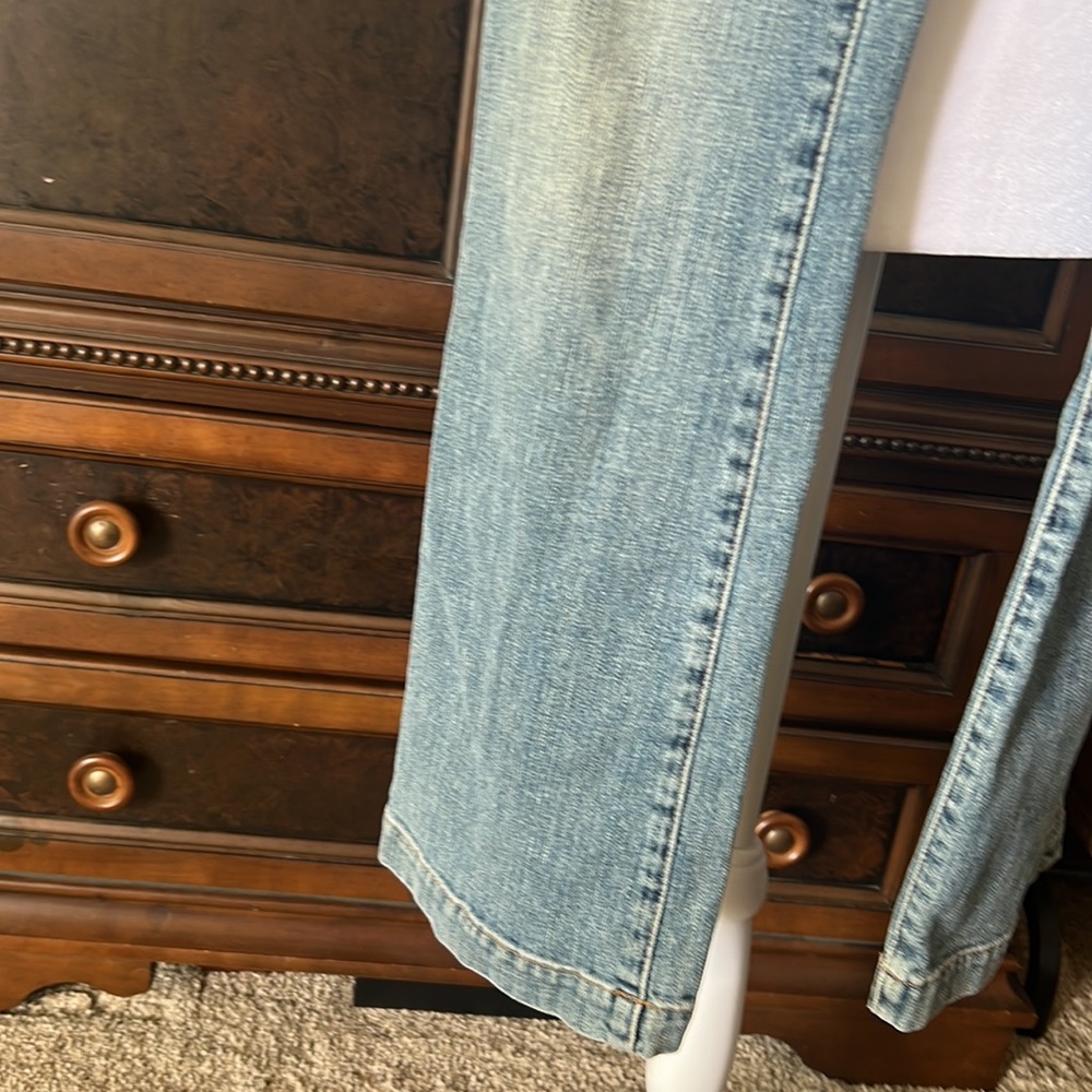 Jeans - Picture 2 of 4